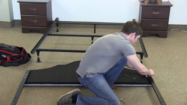 Step Guide To Attach A Bed Frame, How To Attach Headboard Frame
